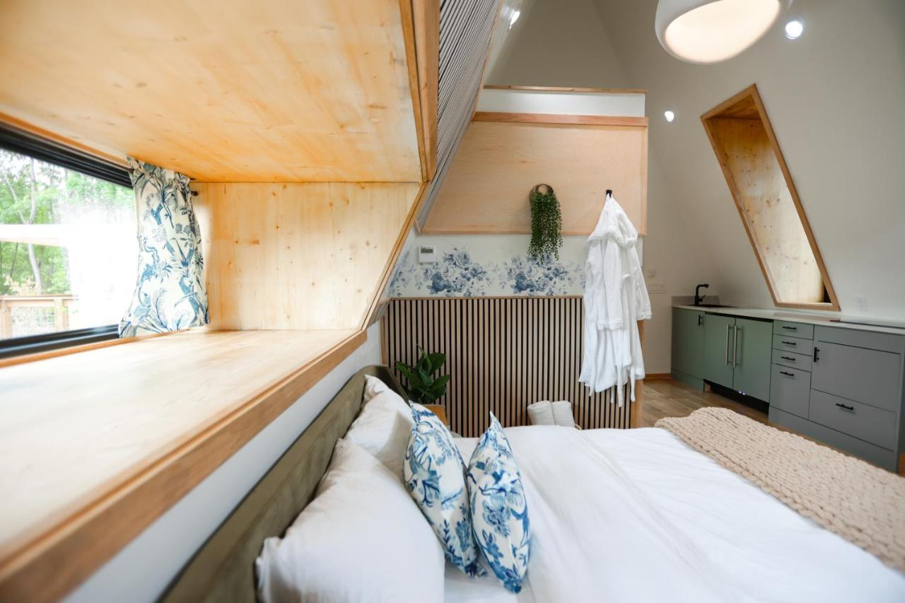 Sodus Finger Lakes Treehouse מראה חיצוני תמונה